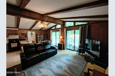 106 Pine Place, Hawley, PA 18428 - Photo 13