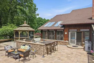 1075 Acacia Dr, Hawley, PA 18428 - Photo 11