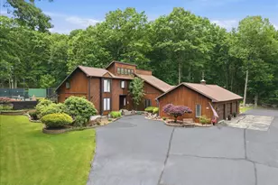 1075 Acacia Dr, Hawley, PA 18428 - Photo 39