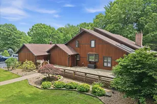 1075 Acacia Dr, Hawley, PA 18428 - Photo 77
