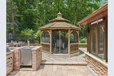1075 Acacia Drive, Hawley, PA 18428 - Photo 15