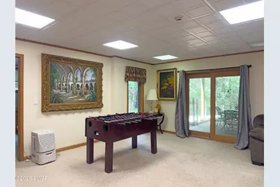 147 N Evergreen Drive, Greentown, PA 18426 - Photo 71