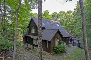 147 N Evergreen Dr, Greentown, PA 18426 - Photo 87