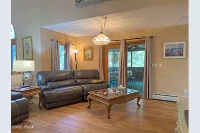147 N Evergreen Drive, Greentown, PA 18426 - Photo 5