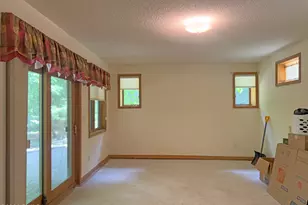 147 N Evergreen Dr, Greentown, PA 18426 - Photo 77