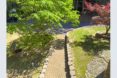 147 N Evergreen Drive, Greentown, PA 18426 - Photo 35