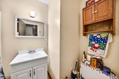 409 Broad Street, Honesdale, PA 18431 - Photo 13