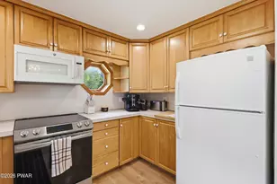 4 Corey St, Honesdale, PA 18431 - Photo 5