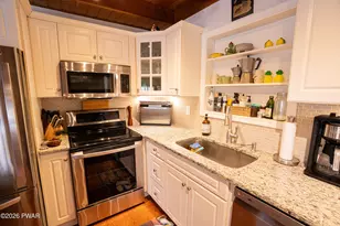 2979 Wedge Dr, Lake Ariel, PA 18436 - Photo 17