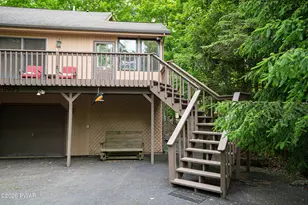 3935 Chip Ct, Lake Ariel, PA 18436 - Photo 5