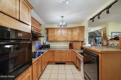104 Broadmoor Drive, Lords Valley, PA 18428 - Photo 5