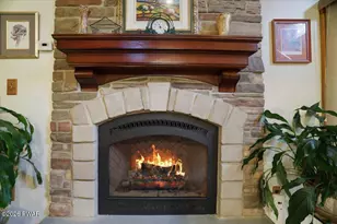 104 Broadmoor Dr, Lords Valley, PA 18428 - Photo 11