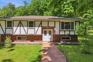 1159 Pocono Mountain Lake Dr, Bushkill, PA 18324 - Photo 3