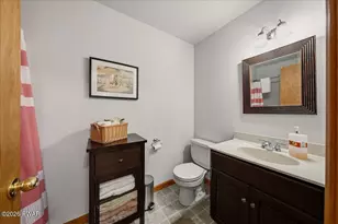3176 Bluebird Dr, Bushkill, PA 18324 - Photo 17