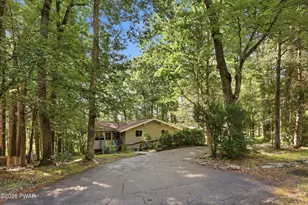 211 Waterview Dr, Lords Valley, PA 18428 - Photo 37