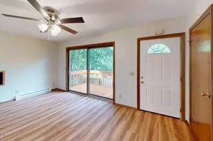 128 St Andrews Dr, Bushkill, PA 18324 - Photo 5
