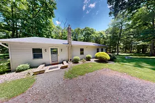327 Rock Oak Rd, Dingmans Ferry, PA 18328 - Photo 29