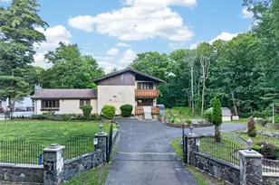 162 Doolan Rd, Dingmans Ferry, PA 18328 - Photo 1