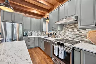 151 N Eastwood Dr, Greentown, PA 18426 - Photo 21