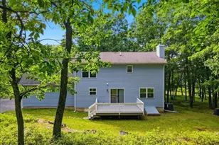 1212 N Whittaker Dr, Bushkill, PA 18324 - Photo 31