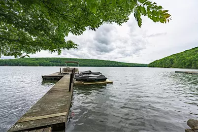 144 Waterfront, Greentown, PA 18426 - Photo 11