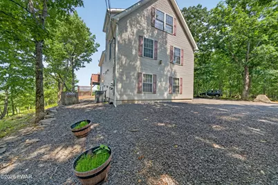 150 Robin Way, Lackawaxen, PA 18435 - Photo 11