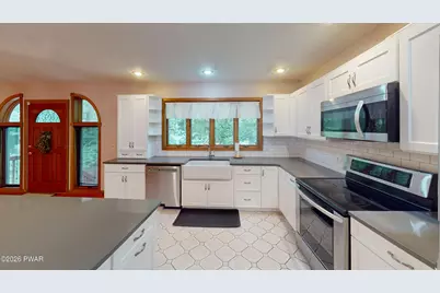 315 Rambling Way, Milford, PA 18337 - Photo 7