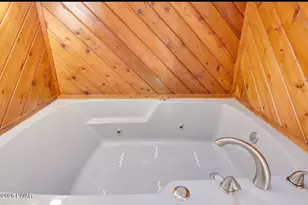 123 Banbury Dr, Bushkill, PA 18324 - Photo 25