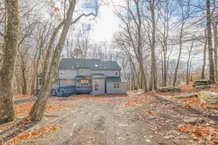 123 Banbury Dr, Bushkill, PA 18324 - Photo 37