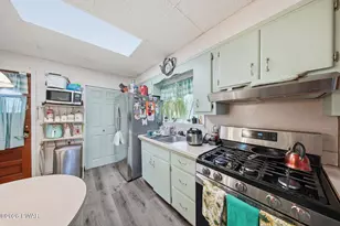 630 Deacon St, Scranton, PA 18509 - Photo 15