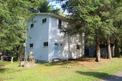 224 Willow Lane, Greentown, PA 18426 - Photo 3