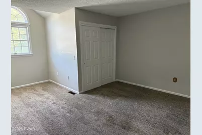 4024 Rivercrest Court, Milford, PA 18337 - Photo 9