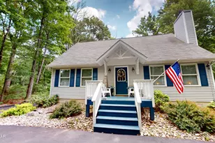 117 Lone Pine Bay, Lords Valley, PA 18428 - Photo 1