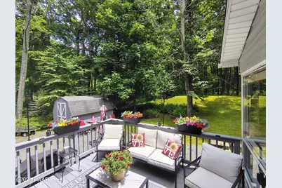 117 Lone Pine Bay, Lords Valley, PA 18428 - Photo 7
