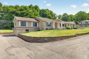 196 Lake Paupack Rd, Greentown, PA 18426 - Photo 67