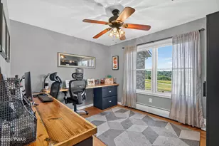 196 Lake Paupack Rd, Greentown, PA 18426 - Photo 23