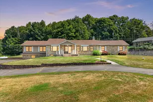 196 Lake Paupack Rd, Greentown, PA 18426 - Photo 1