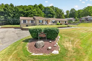 196 Lake Paupack Rd, Greentown, PA 18426 - Photo 69