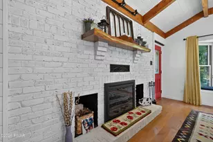 196 Lake Paupack Rd, Greentown, PA 18426 - Photo 15