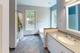 110 Stafford Ct, Milford, PA 18337 - Photo 9