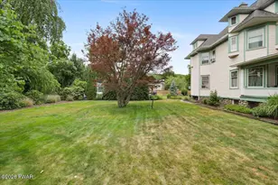 206 W Ann St, Milford, PA 18337 - Photo 69