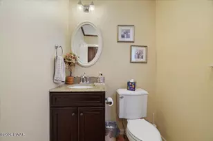 206 W Ann St, Milford, PA 18337 - Photo 23
