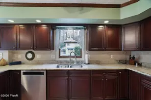 206 W Ann St, Milford, PA 18337 - Photo 29