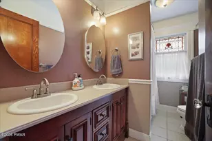 206 W Ann St, Milford, PA 18337 - Photo 51