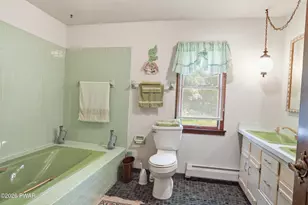 1163 Bush Rd, Cresco, PA 18326 - Photo 17