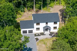 122 Poplar Dr, Milford, PA 18337 - Photo 1