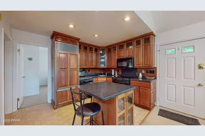 125 Wild Acres Drive, Dingmans Ferry, PA 18328 - Photo 17