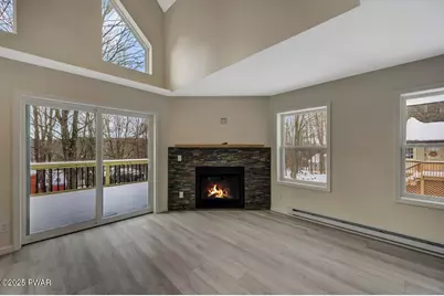 578 Lakeview Drive E, Lake Ariel, PA 18436 - Photo 5