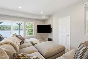 1212 Lakeview Dr W, Lake Ariel, PA 18436 - Photo 59