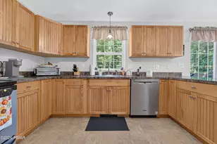 118 Orange Blossom Rd, Milford, PA 18337 - Photo 11